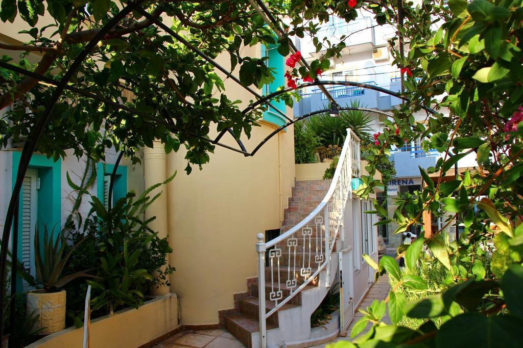 Albatross Apartments Amoudara Lasithiou 外观 照片